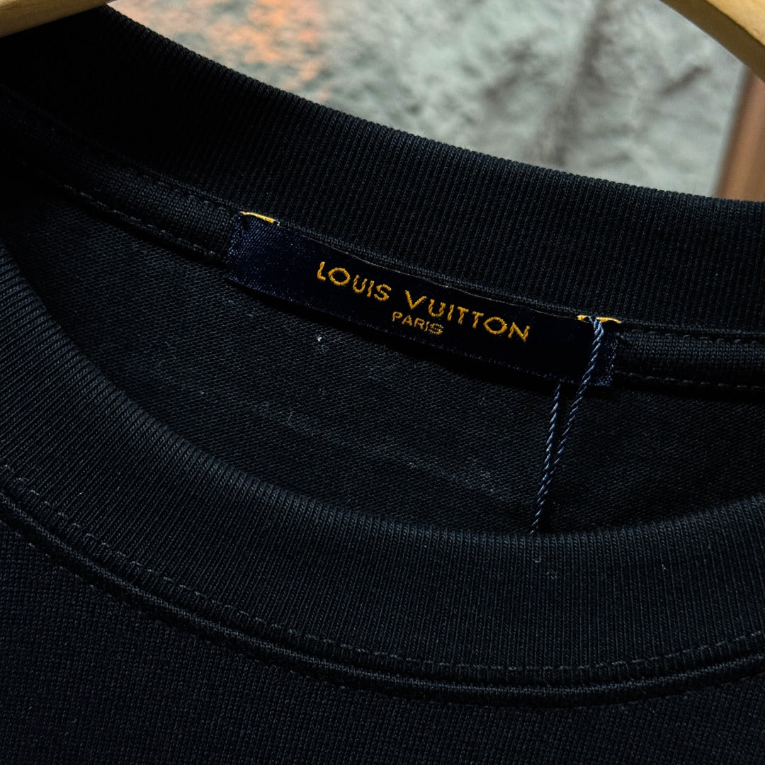 LuxluxHouse Best Quality Clothes T-shirt Louis Vuitton