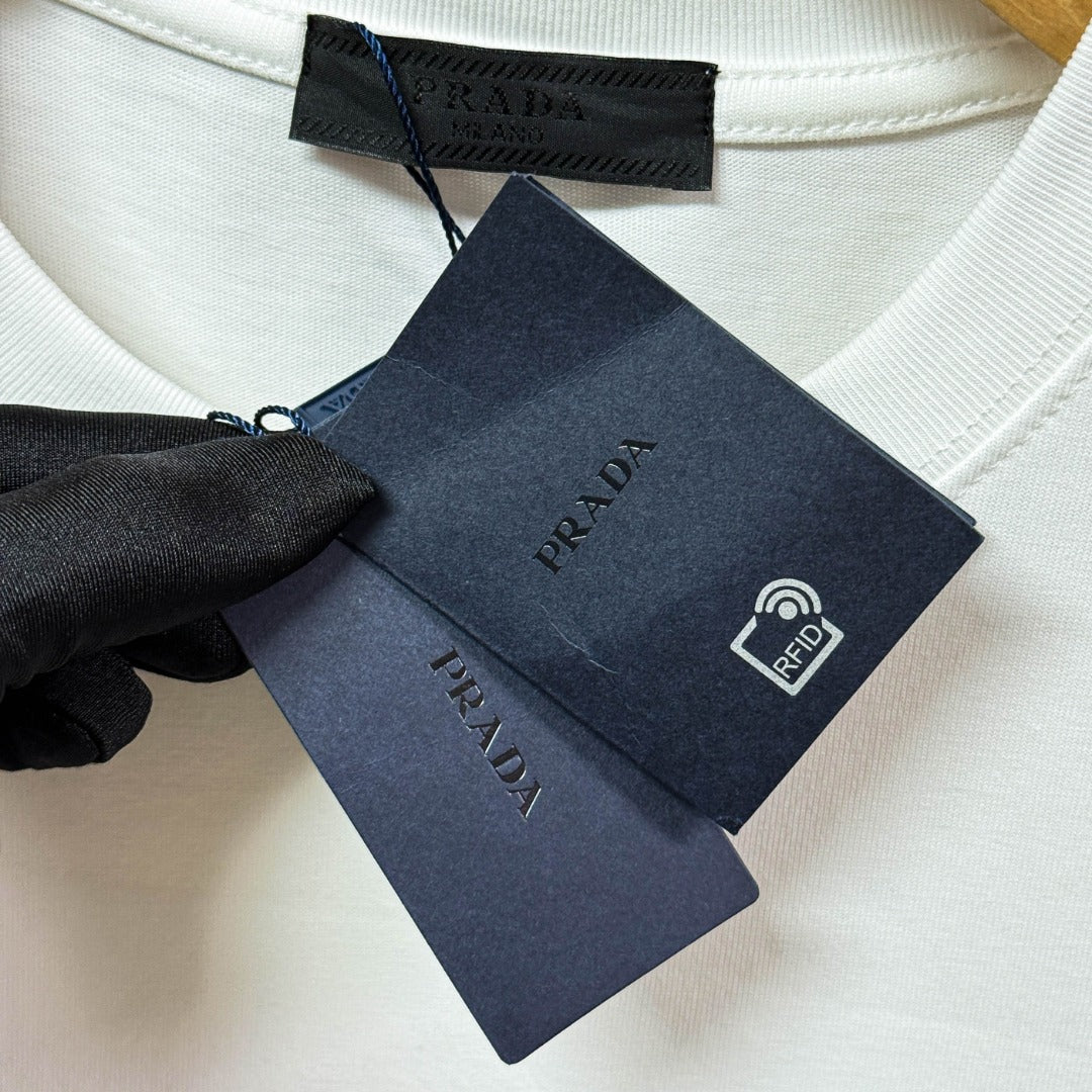 LuxluxHouse Best Quality Clothes T-shirt Prada