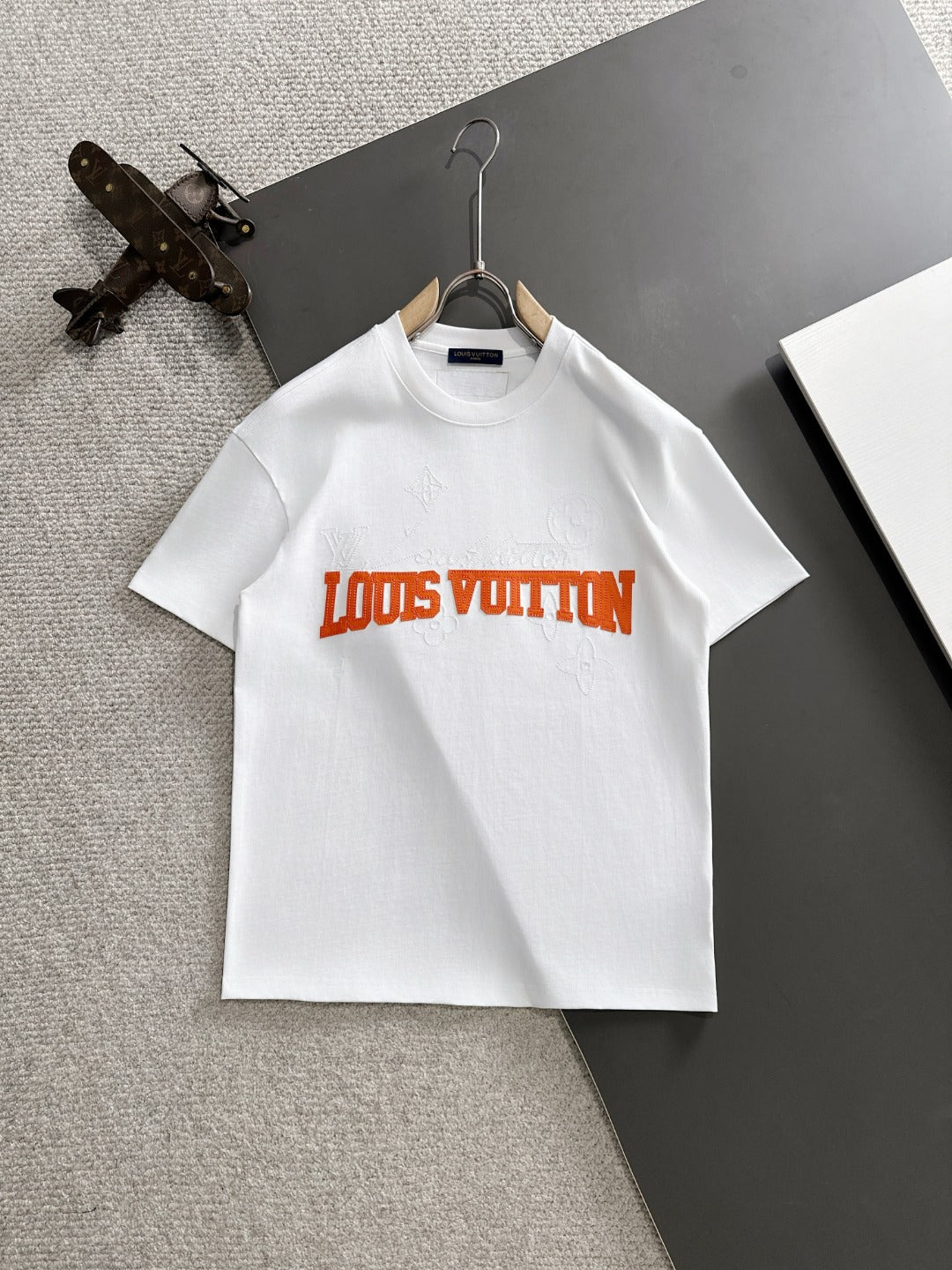 LuxluxHouse Best Quality Clothes T-shirt Louis Vuitton