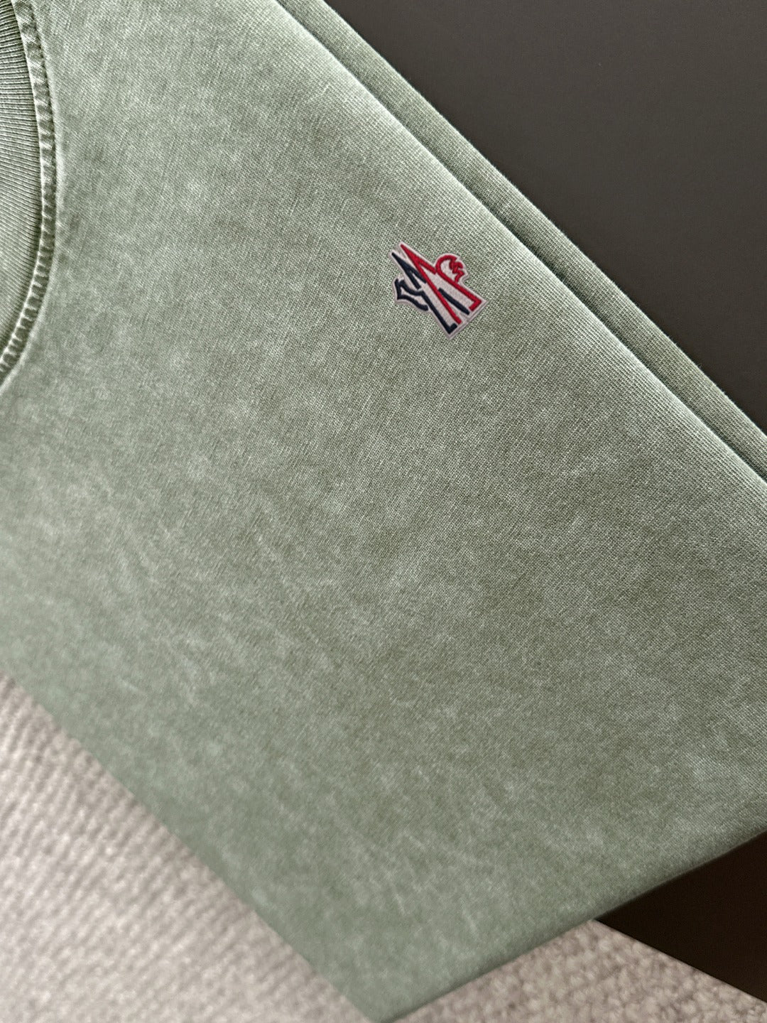 LuxluxHouse Best Quality Clothes T-shirt Moncler