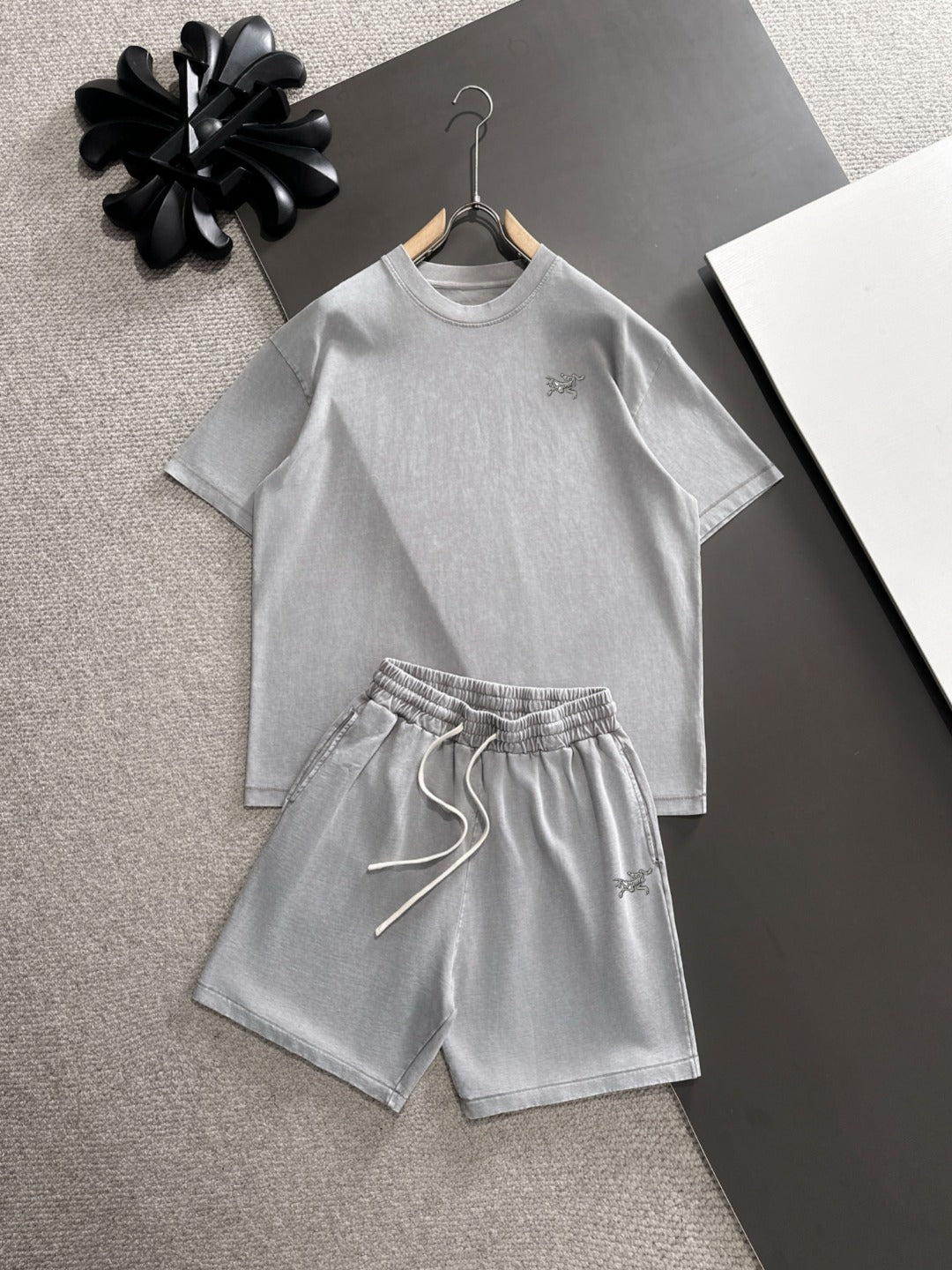 LuxluxHouse Best Quality Clothes T-shirt Arcteryx