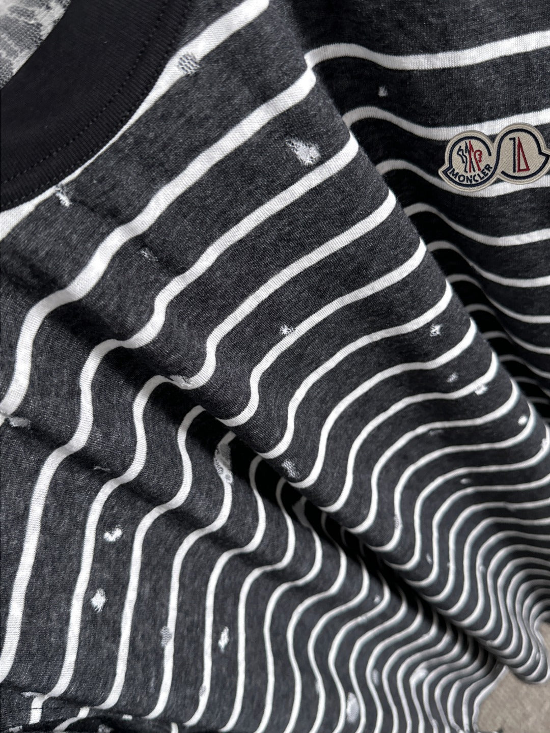 LuxluxHouse Best Quality Clothes T-shirt Moncler