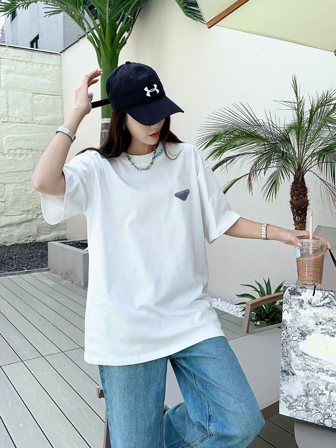 LuxluxHouse Best Quality Clothes T-shirt Prada