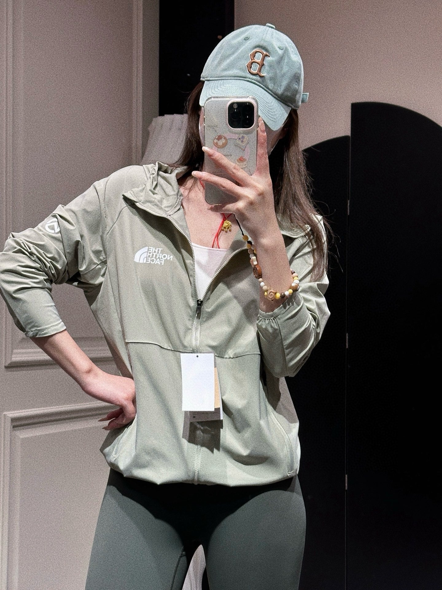 LuxluxHouse Best Quality Clothes The North Face & MLB Coats & Jackets