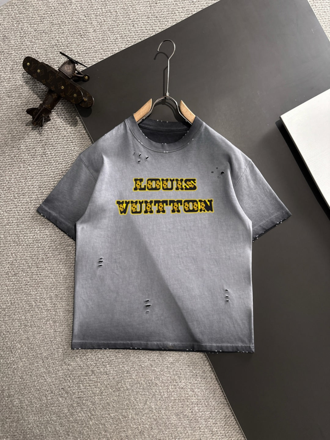 LuxluxHouse Best Quality Clothes T-shirt Louis Vuitton