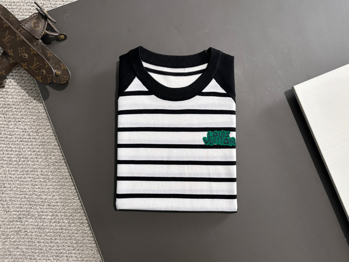 LuxluxHouse Best Quality Clothes T-shirt Louis Vuitton