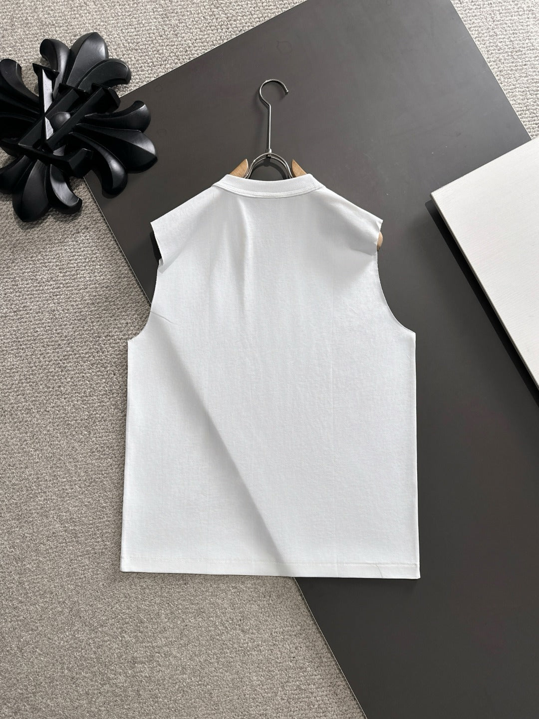 LuxluxHouse Best Quality Clothes The North Face & MLB T-shirt