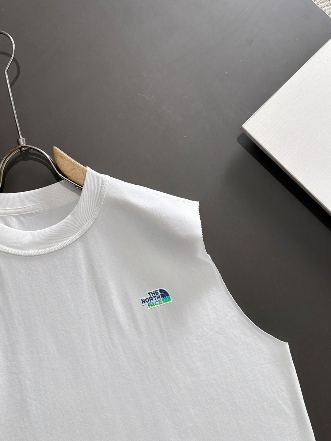 LuxluxHouse Best Quality Clothes The North Face & MLB T-shirt