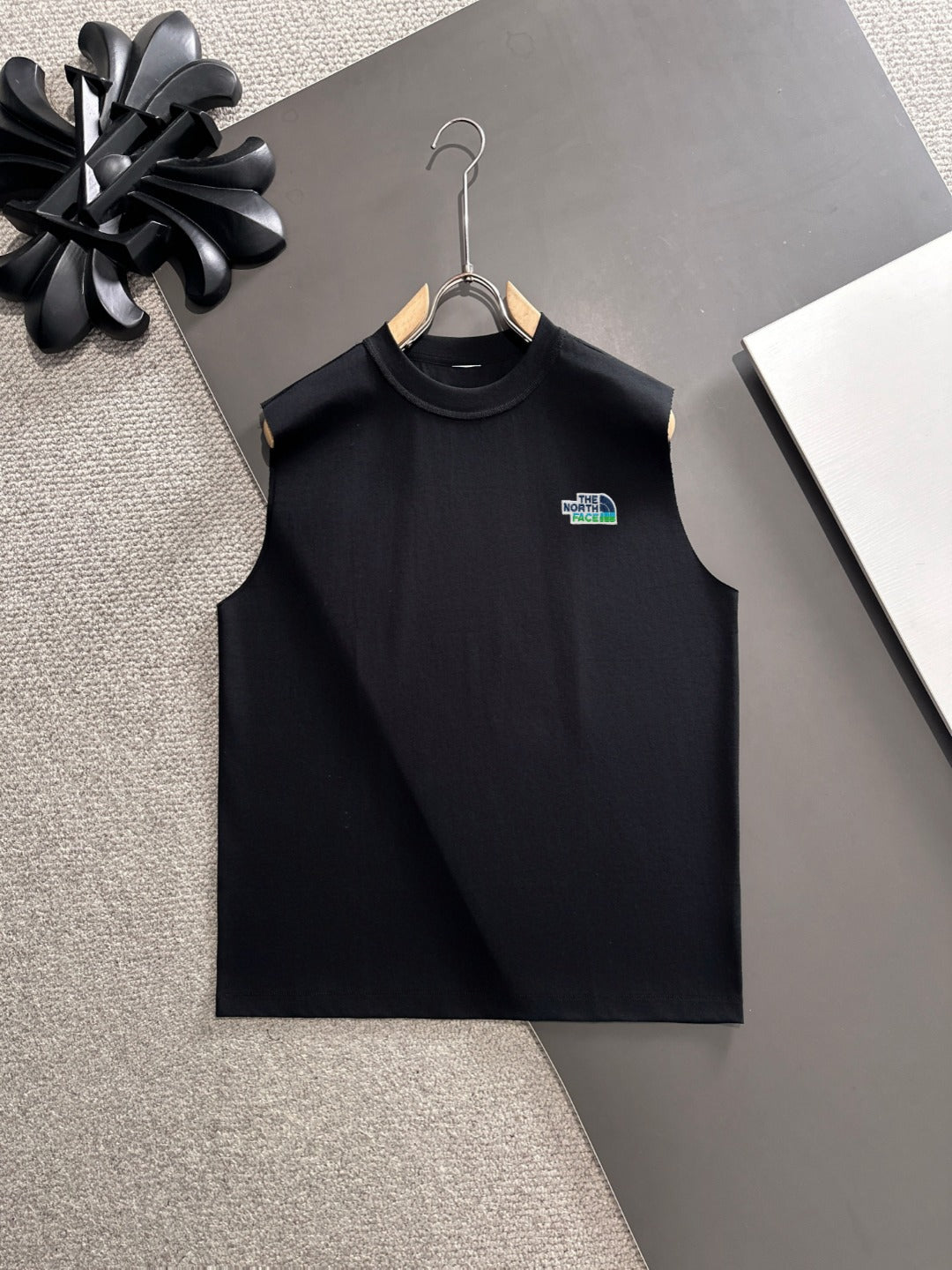 LuxluxHouse Best Quality Clothes The North Face & MLB T-shirt