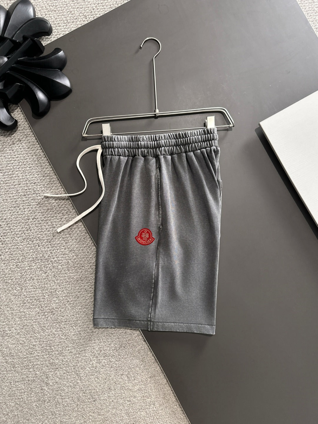 LuxluxHouse Best Quality Clothes Pants Moncler