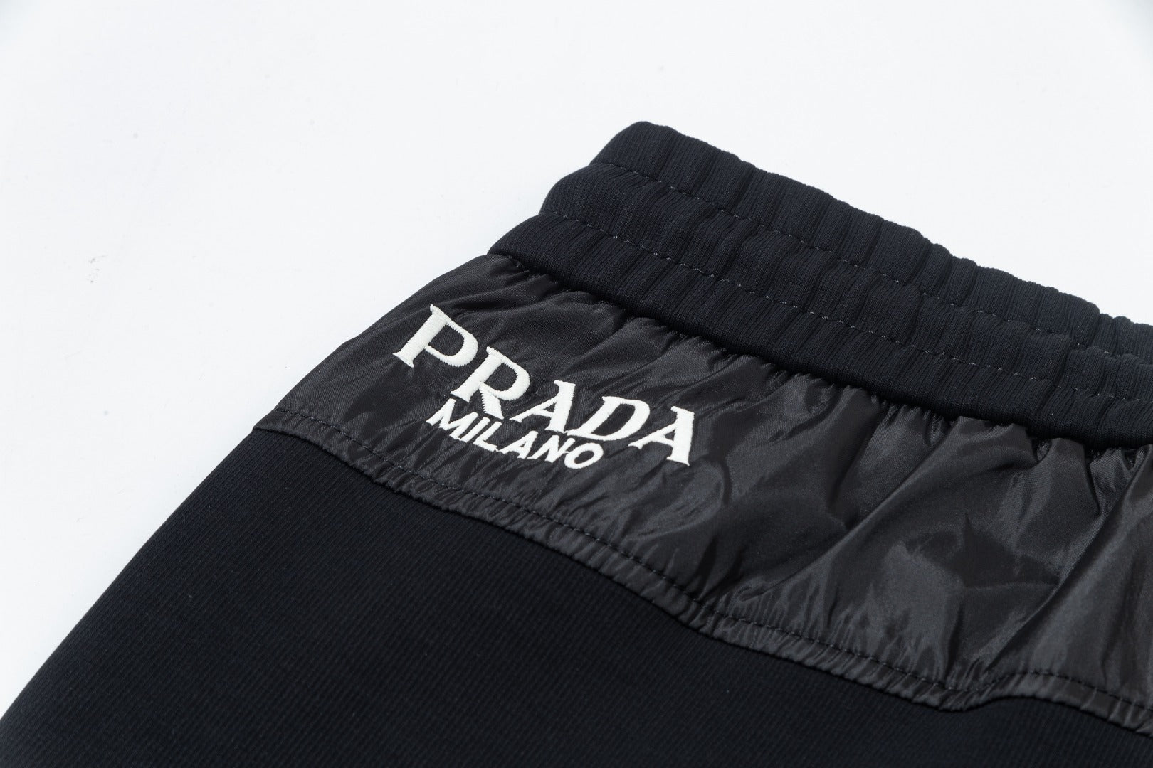 LuxluxHouse Best Quality Clothes Pants Prada