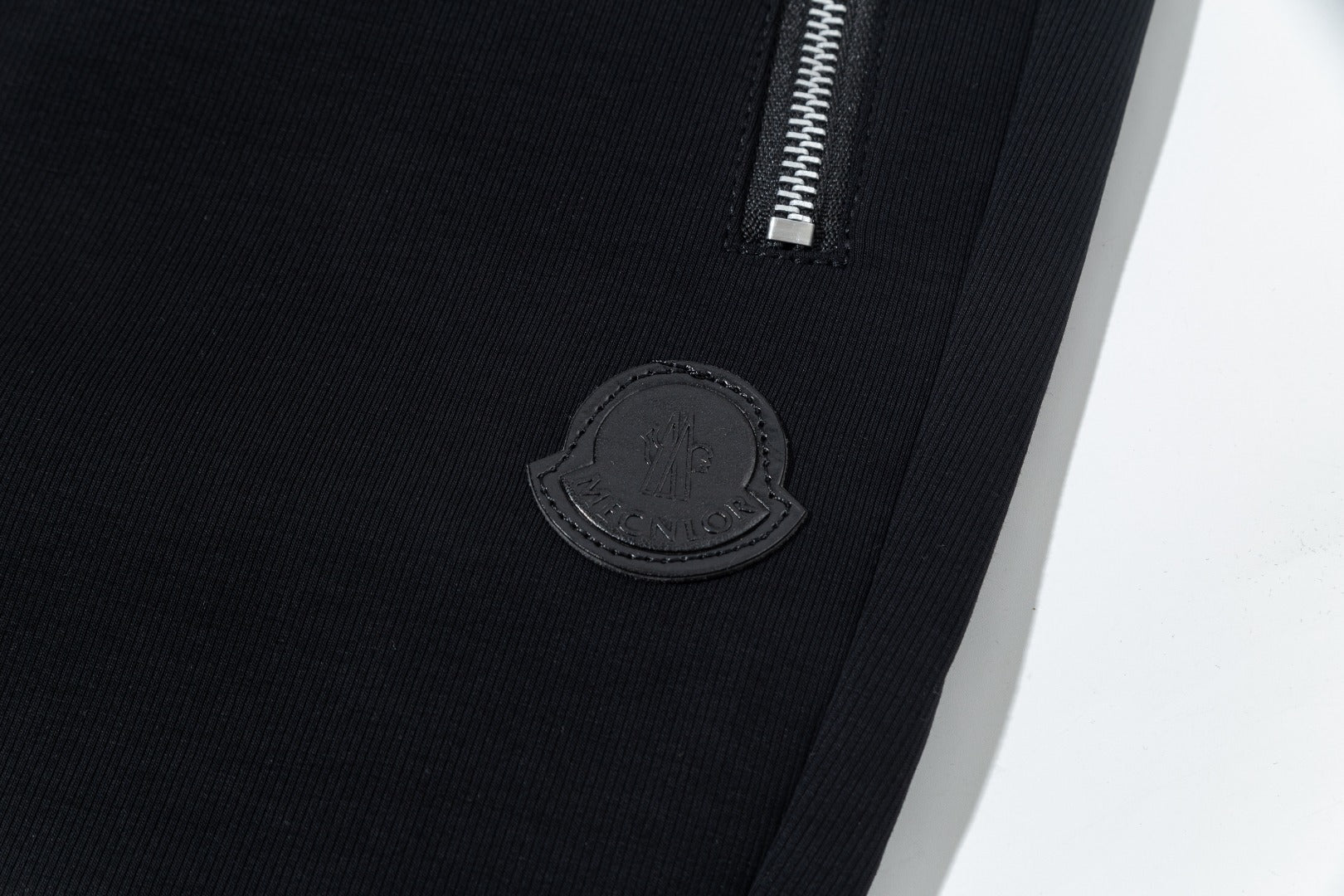 LuxluxHouse Best Quality Clothes Pants Moncler