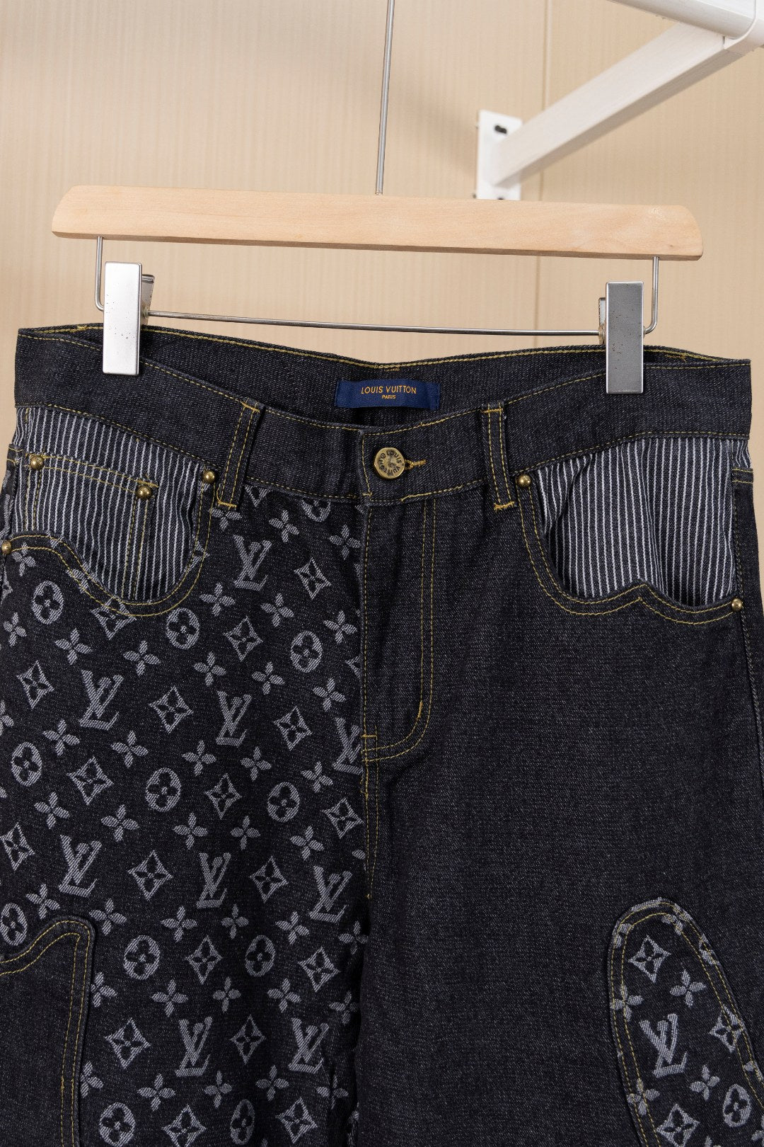 LuxluxHouse Best Quality Clothes Pants Louis Vuitton