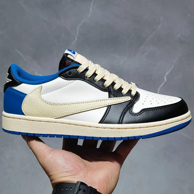 XC Batch-Air Jordan 1 × Travis Scott “Fragments”