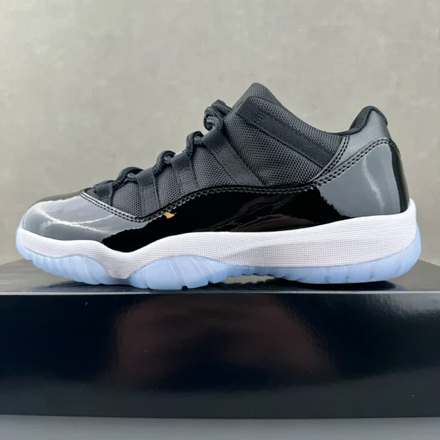 (Special offer)WM Batch - Jordan 11 “Space Jam”