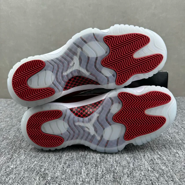 (Special offer)WM Batch - Jordan 11 “Varsity Red”