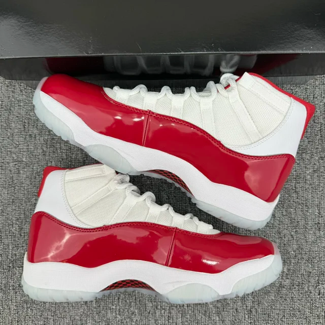 (Special offer)WM Batch - Jordan 11 “Varsity Red”