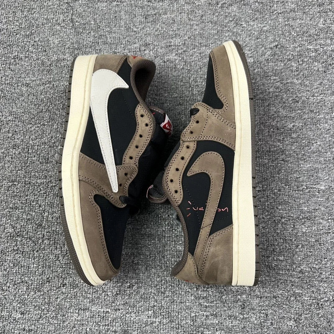 HP Batch-Air Jordan 1 × Travis Scott “Mocha”