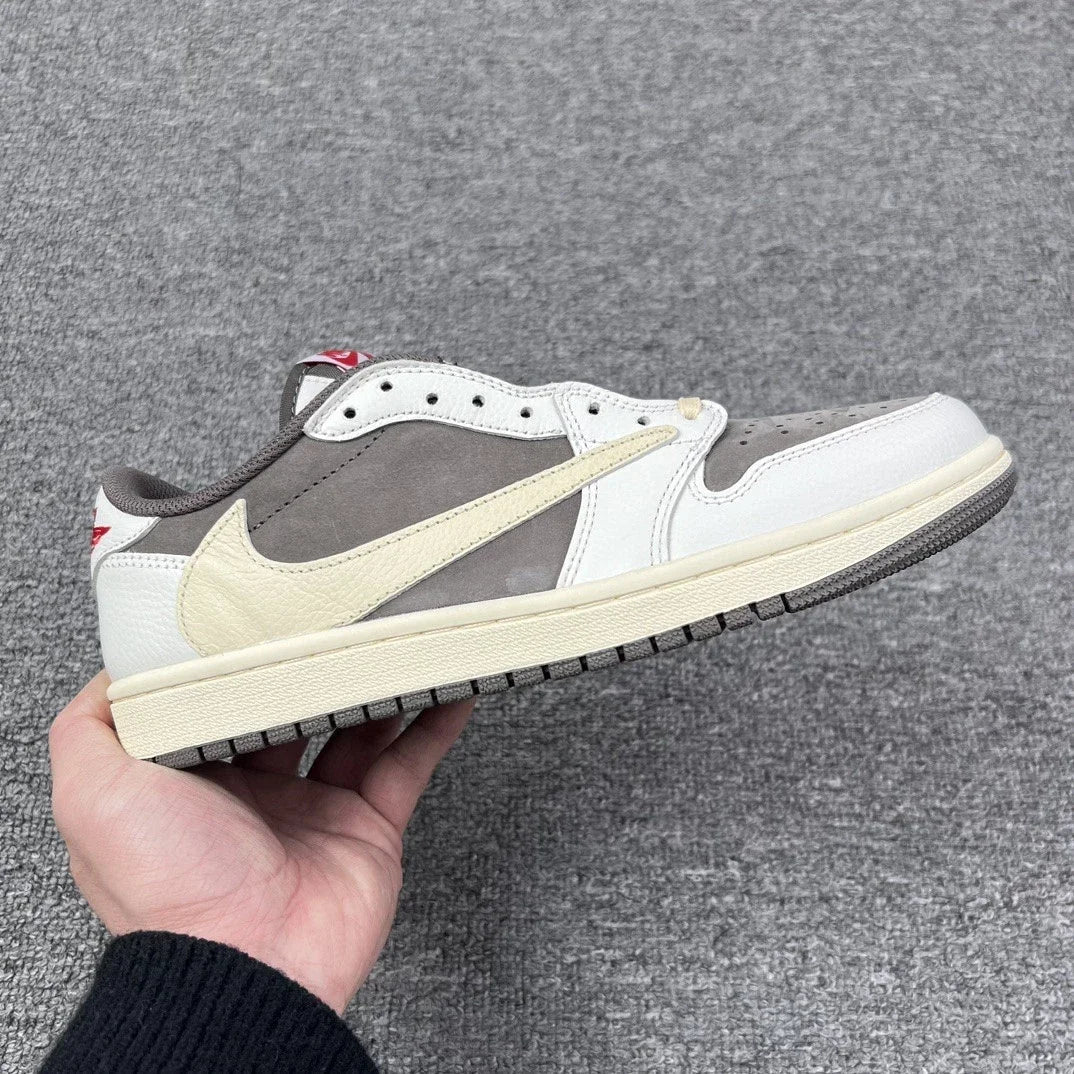 HP Batch-Air Jordan 1 × Travis Scott “Reverse Mocha”