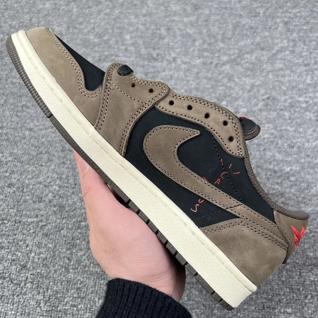HP Batch-Air Jordan 1 × Travis Scott “Mocha”