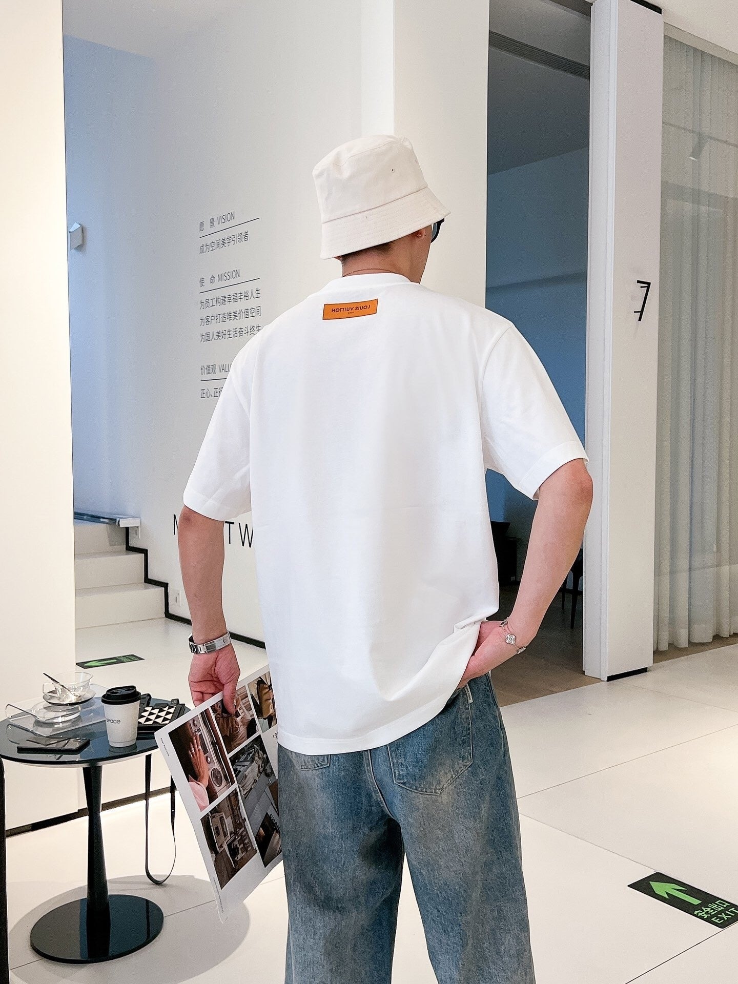 LuxluxHouse Best Quality Clothes T-shirt Louis Vuitton