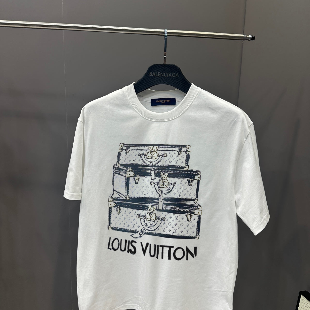 LuxluxHouse Best Quality Clothes T-shirt Louis Vuitton
