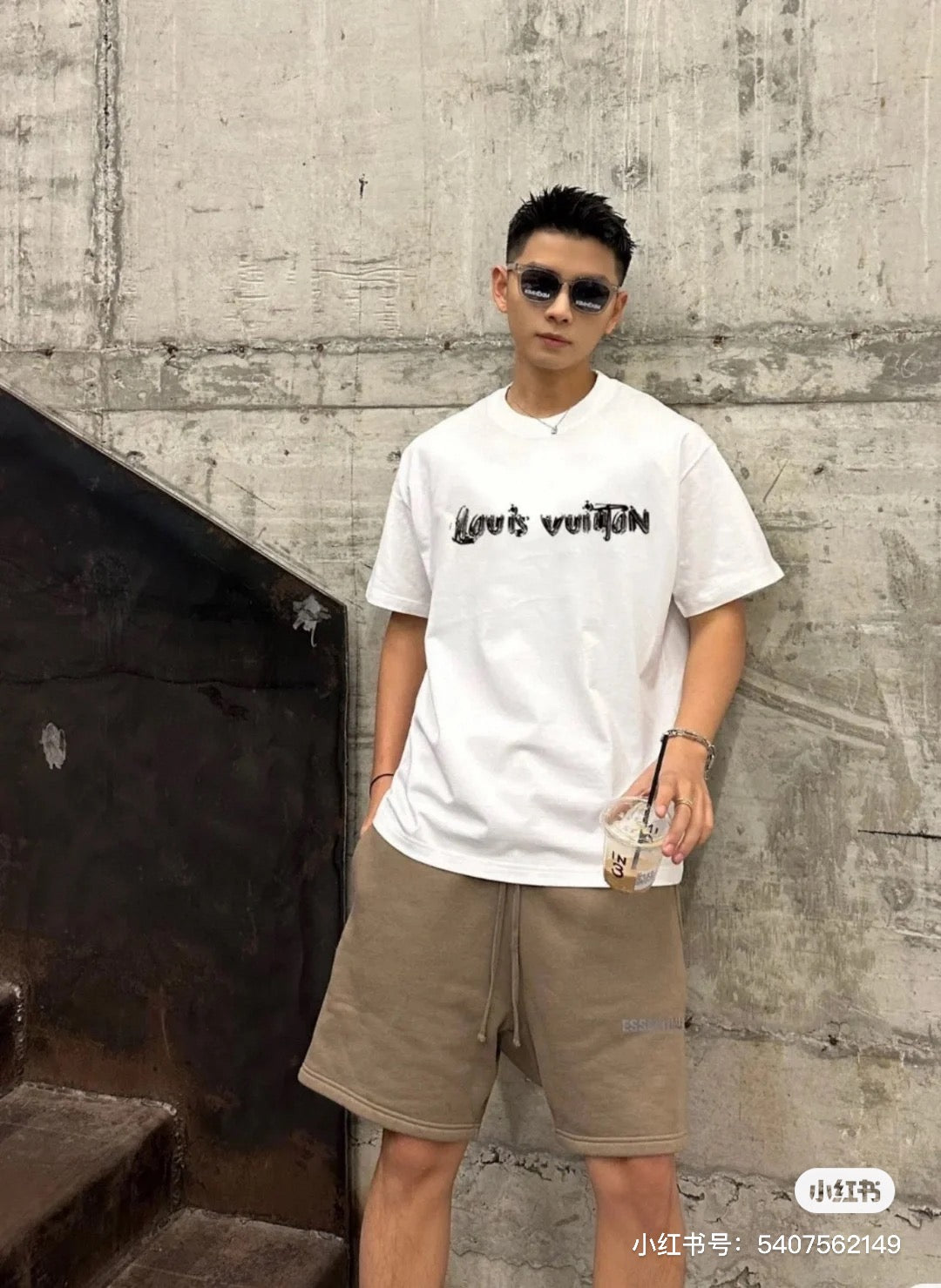 LuxluxHouse Best Quality Clothes T-shirt Louis Vuitton