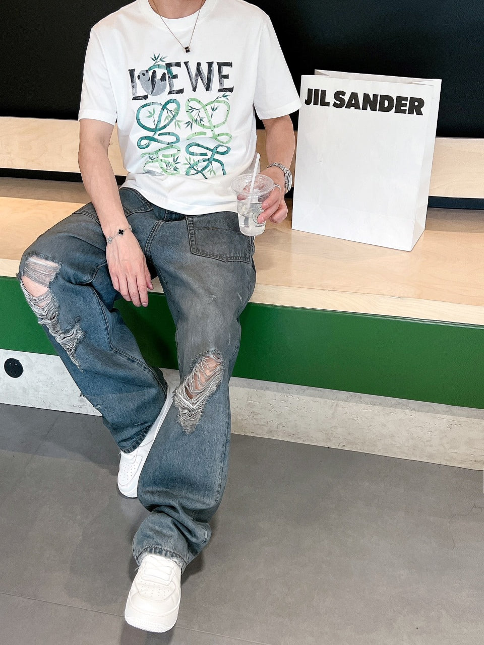 LuxluxHouse Best Quality Clothes T-shirt Loewe