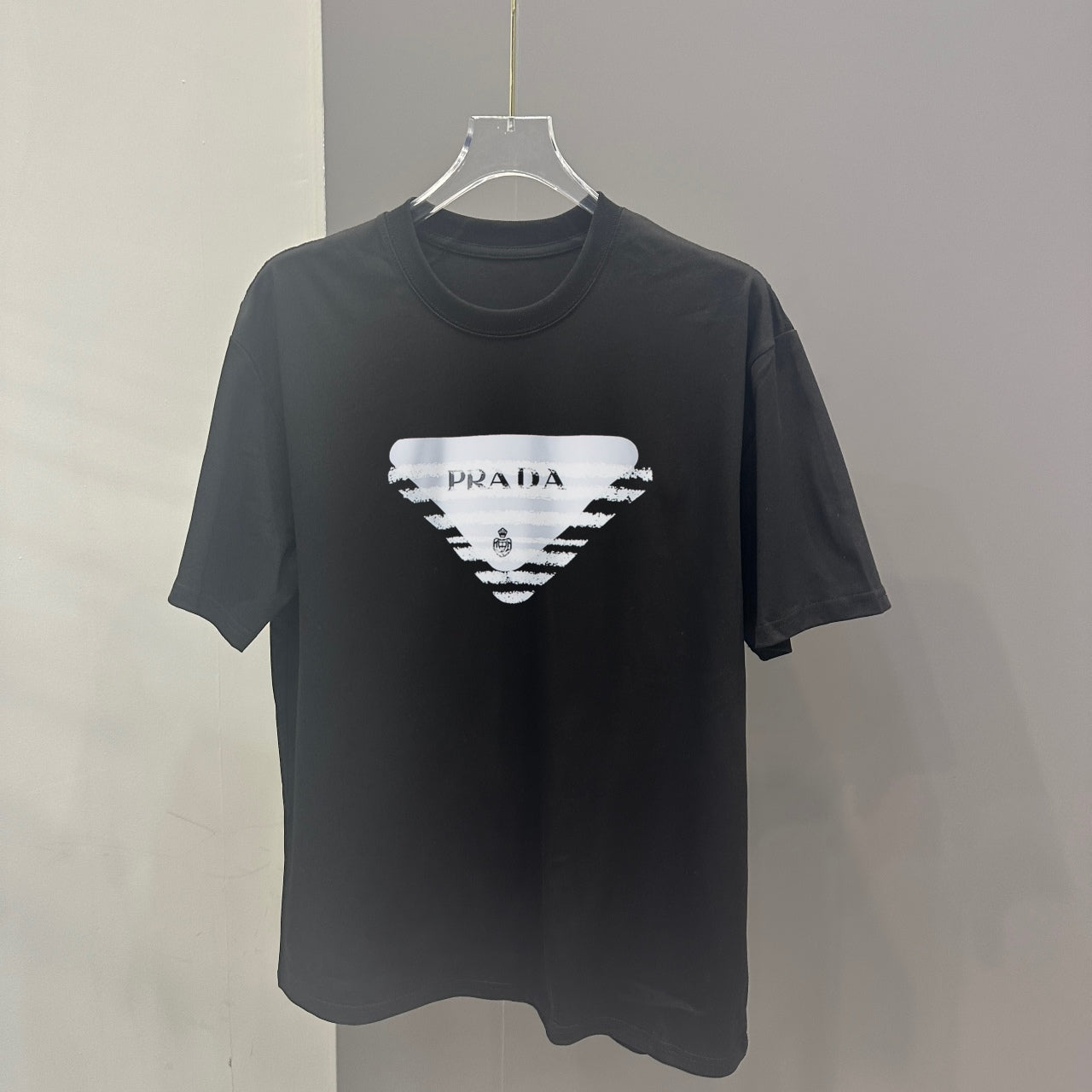 LuxluxHouse Best Quality Clothes T-shirt Prada