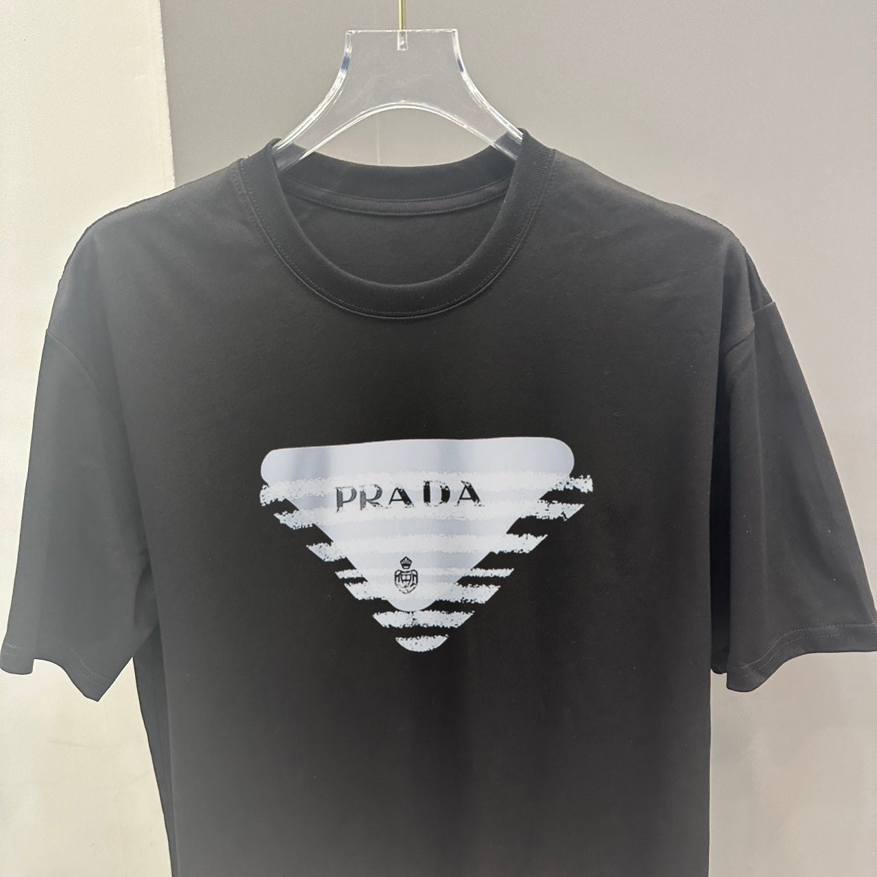 LuxluxHouse Best Quality Clothes T-shirt Prada