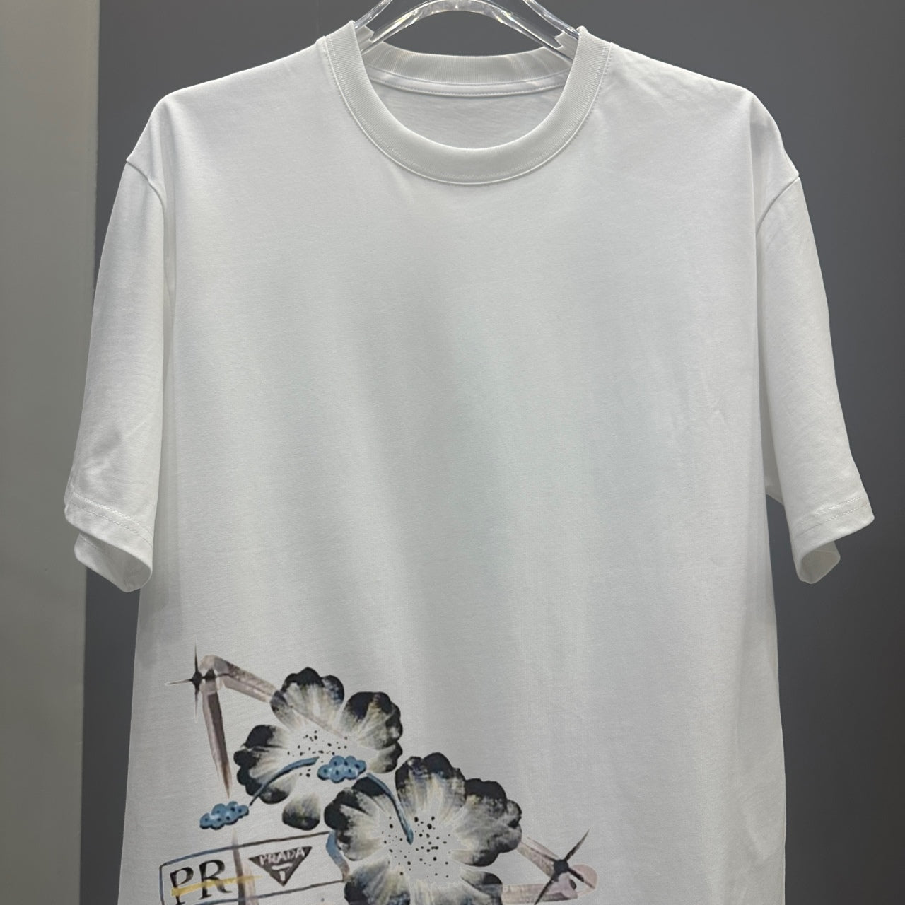 LuxluxHouse Best Quality Clothes T-shirt Prada