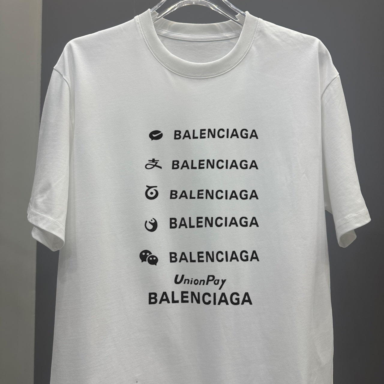 LuxluxHouse Best Quality Clothes Balenciaga T-shirt