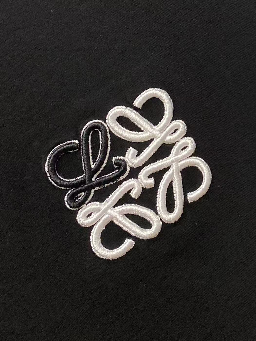 LuxluxHouse Best Quality Clothes T-shirt Loewe