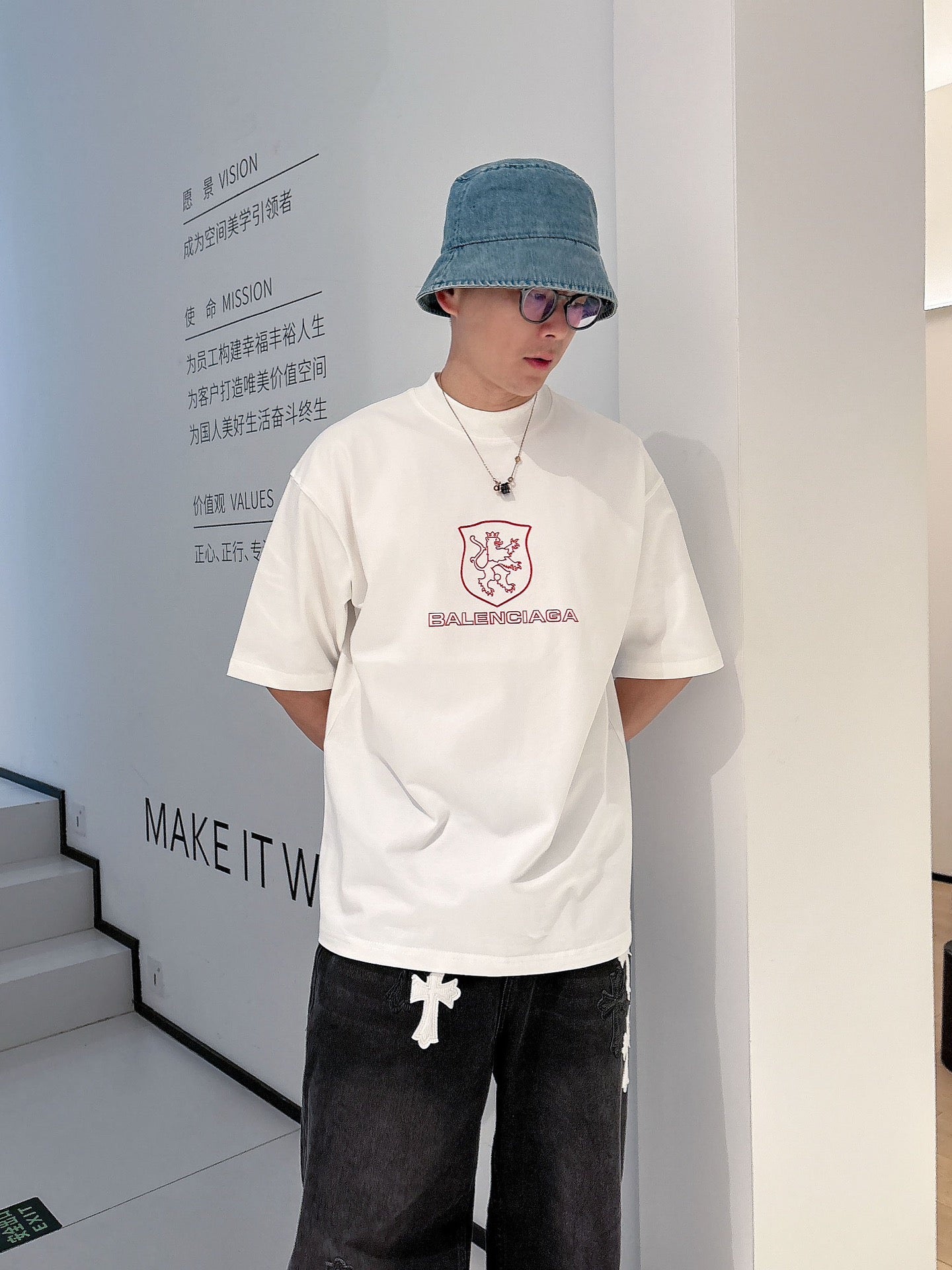 LuxluxHouse Best Quality Clothes Balenciaga T-shirt