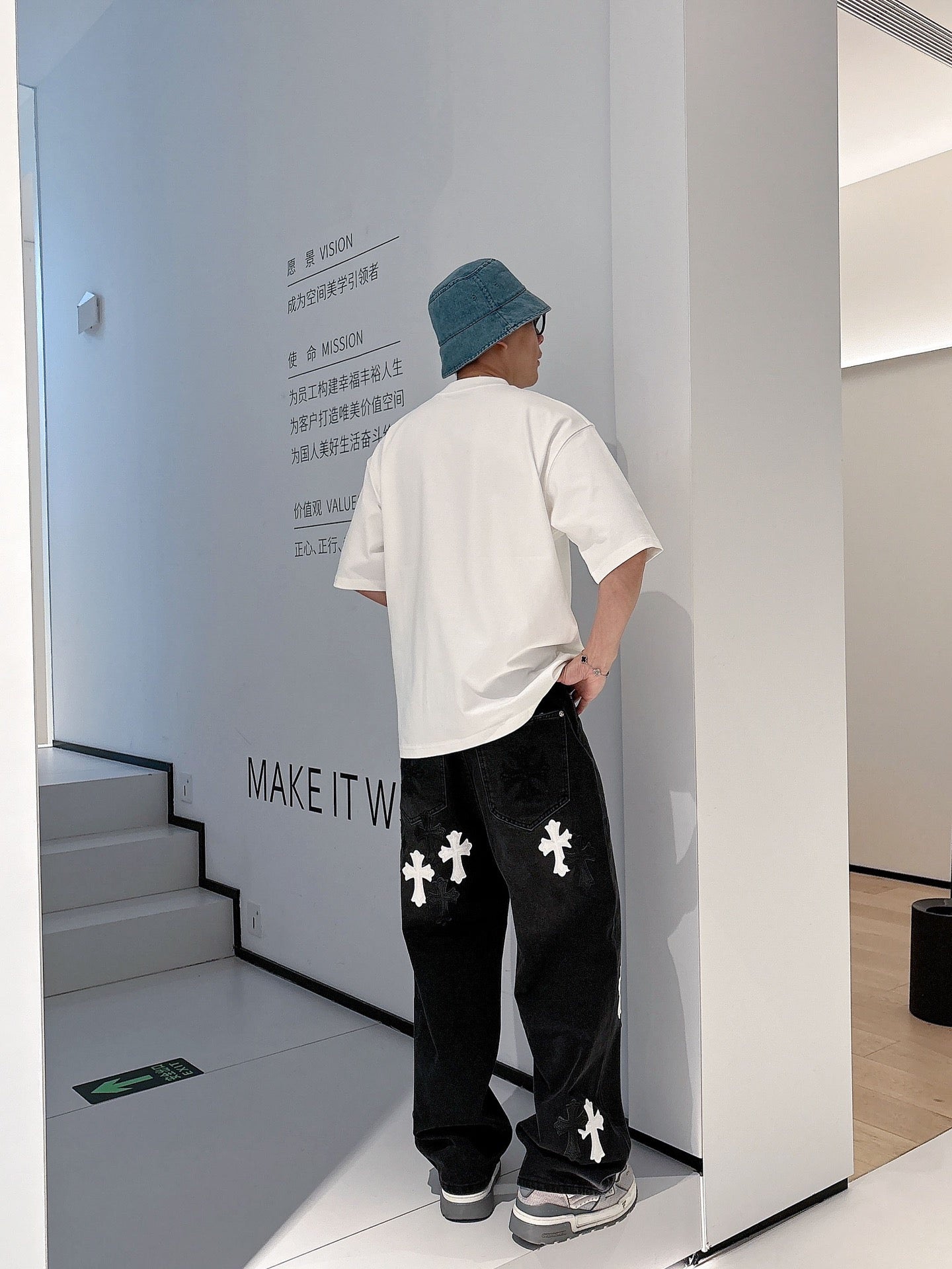 LuxluxHouse Best Quality Clothes Balenciaga T-shirt