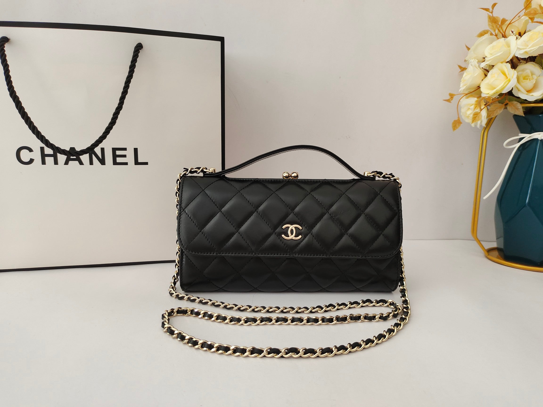 LuxluxHouse Great quality Chanel Top Bag 12.4*22.3*5.7CM Free shipping