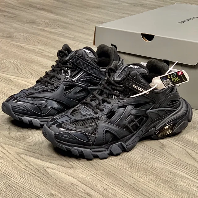 OK batch-Balenciaga track2 sneaker