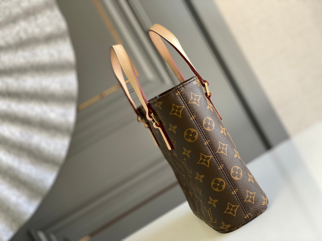 LuxluxHouse Great quality Louis Vuitton Bag Top Quality 23*21*8CM Free shipping