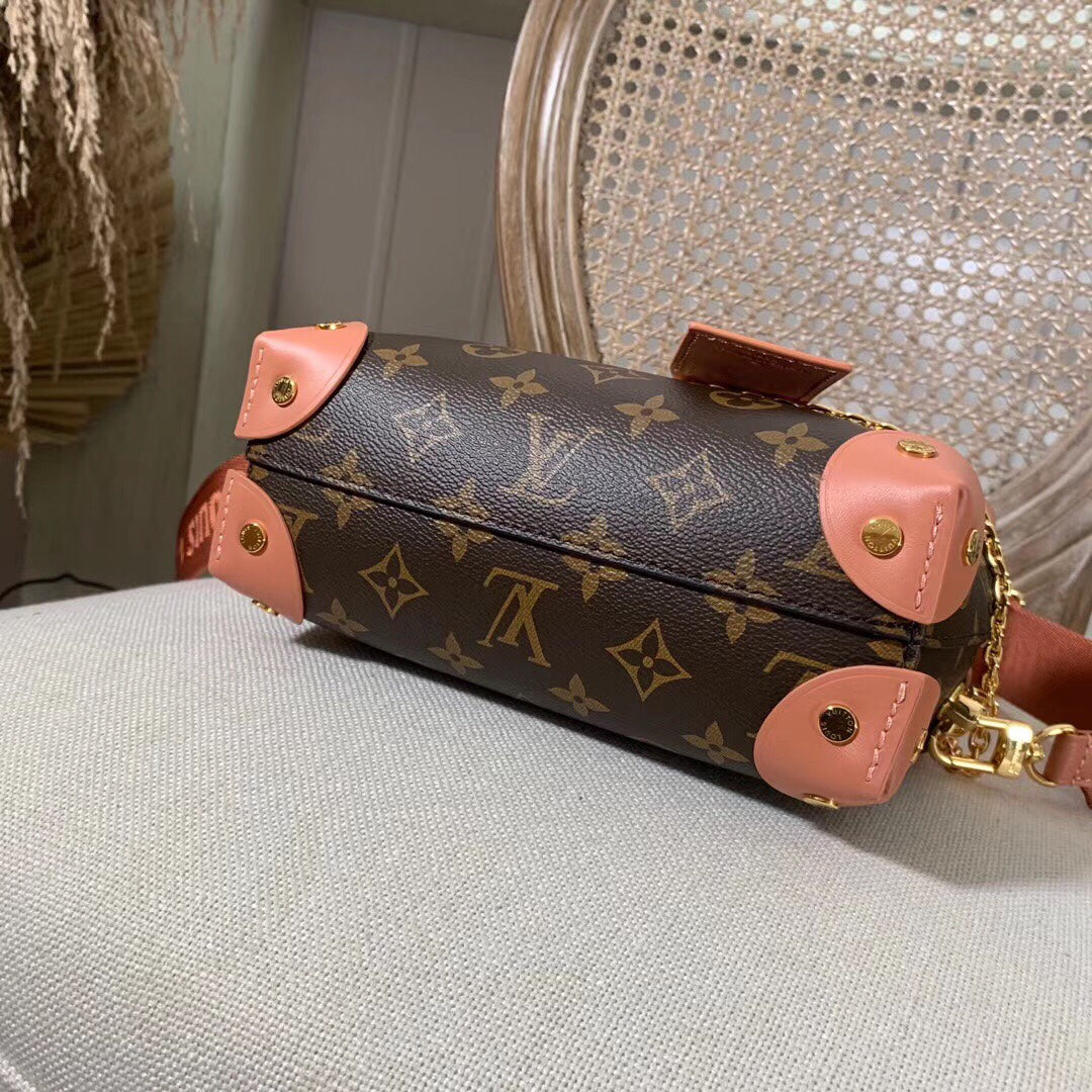 LuxluxHouse Great quality Louis Vuitton Bag Top Quality 20*14*7.5cm Free shipping