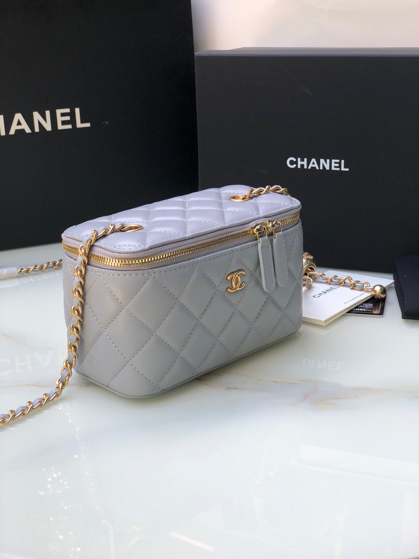 LuxluxHouse Great quality Chanel Top Bag 17*9.5*8CM Free shipping