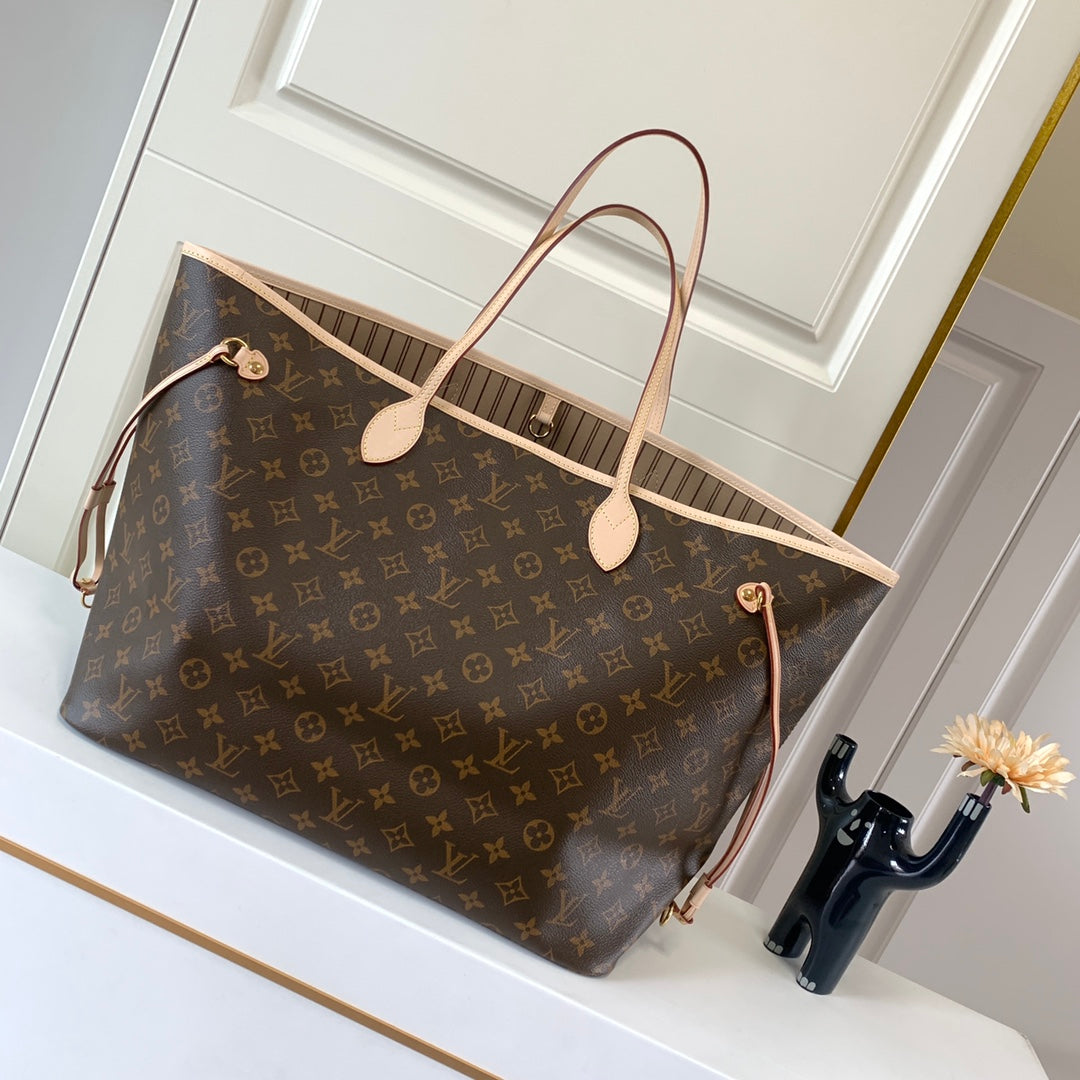 LuxluxHouse Great quality Louis Vuitton Bag Top Quality 40*33*20CM Free shipping