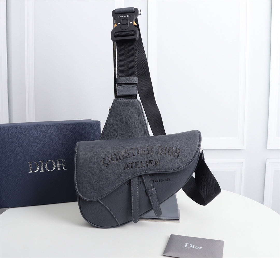 Free shipping LuxluxHouse Dior Top Bag 26*19*4.5cm