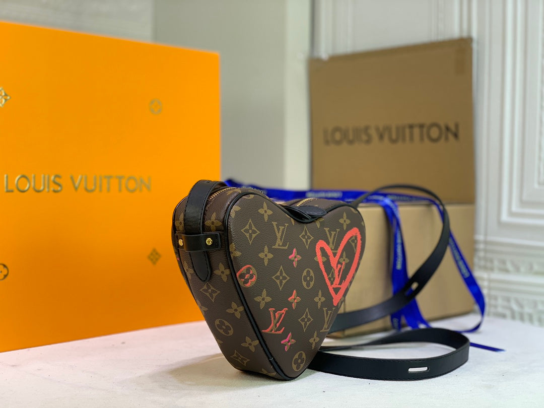 LuxluxHouse Great quality Louis Vuitton Bag Top Quality 22*20*6CM Free shipping