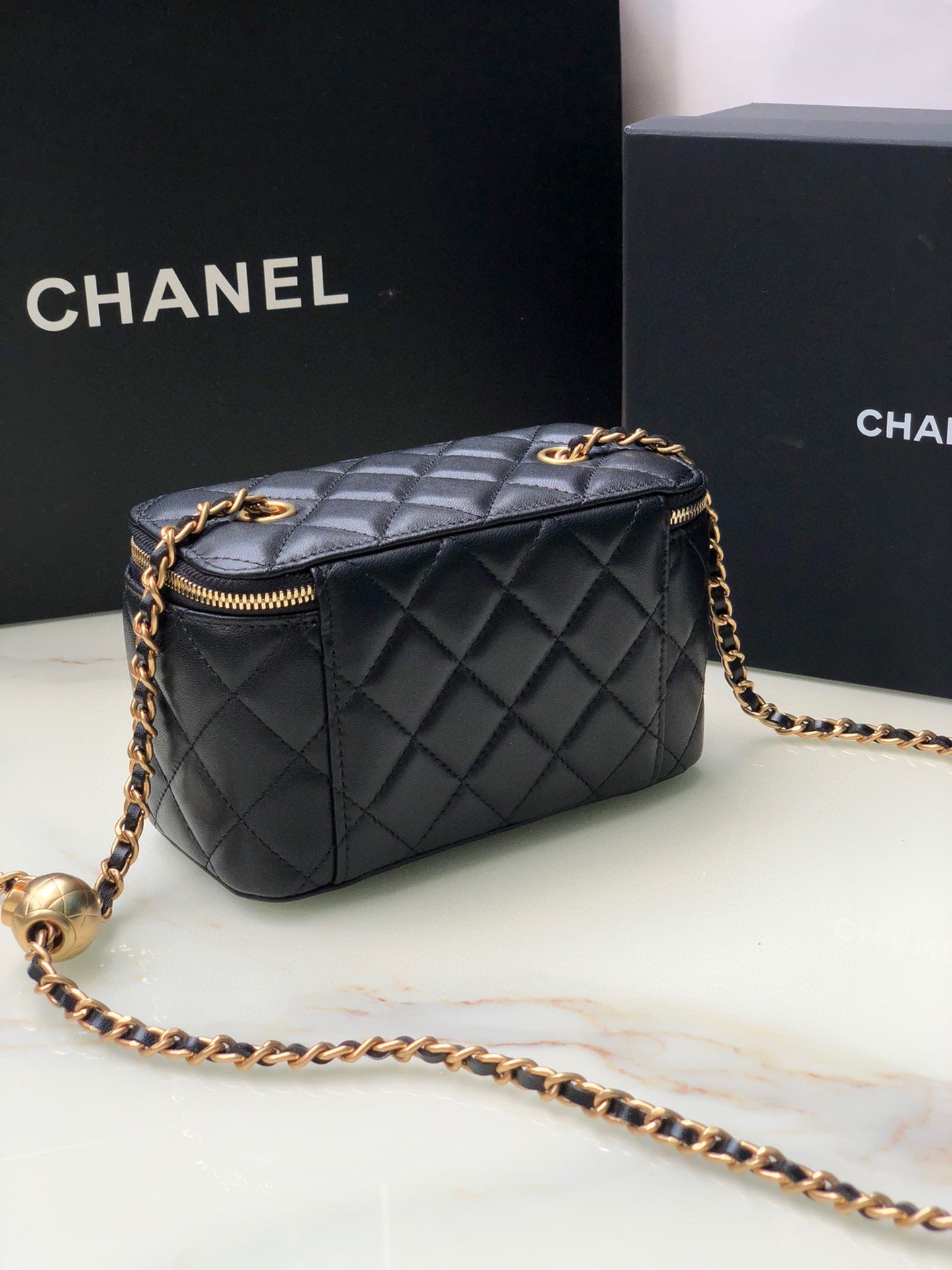 LuxluxHouse Great quality Chanel Top Bag 17*9.5*8CM Free shipping