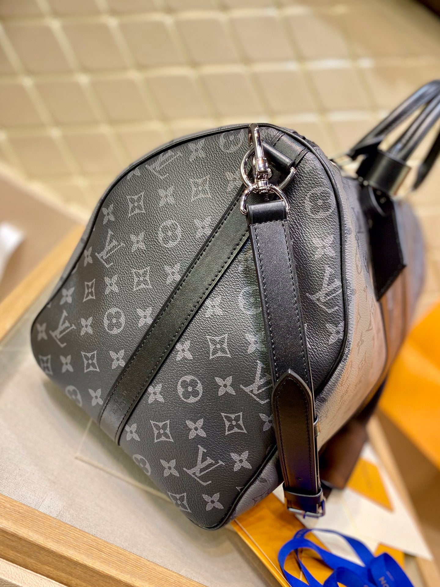 Louis Vuitton Top Bag (LuxluxHouse)