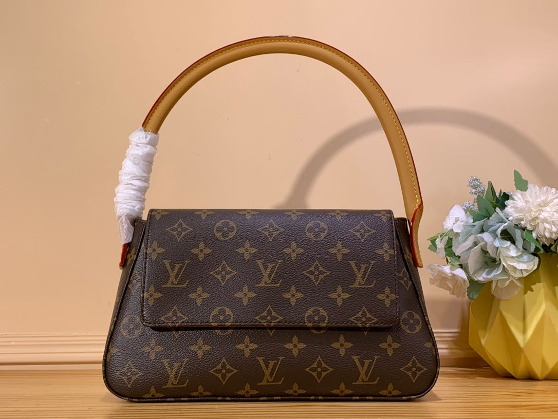 LuxluxHouse Great quality Louis Vuitton Bag Top Quality 24*21*9CM Free shipping