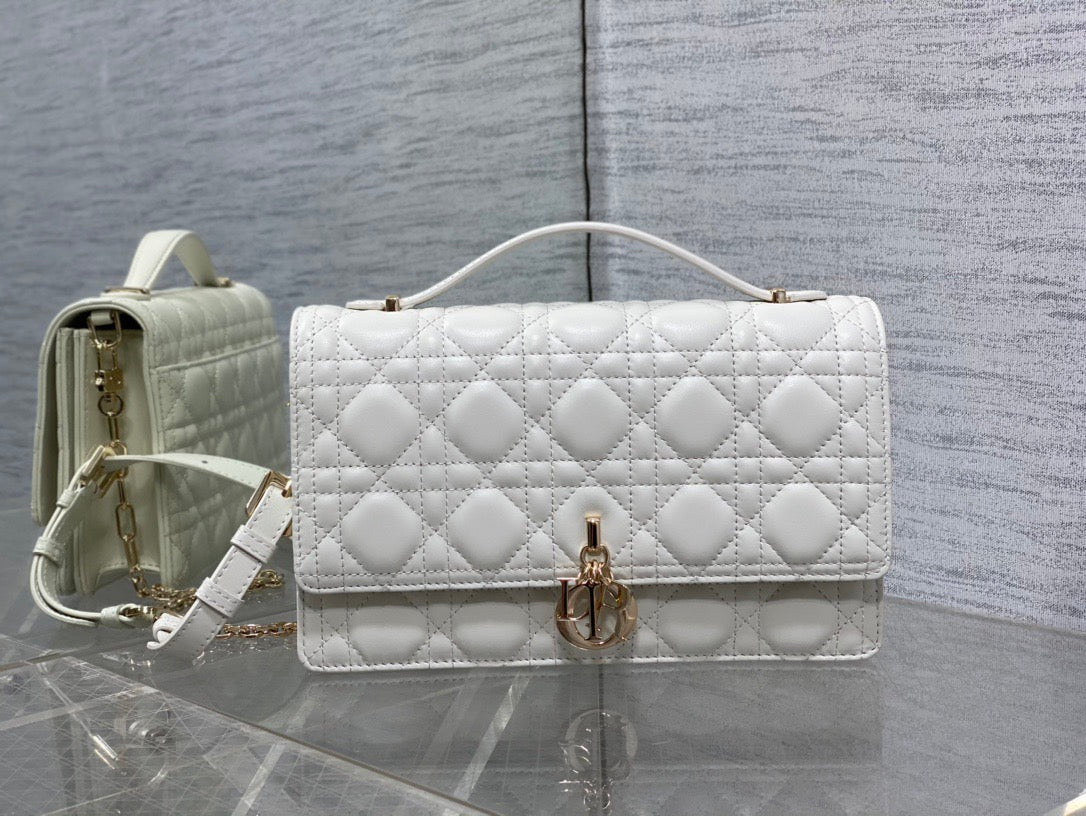 Women LuxluxHouse Dior Bag Top Quality