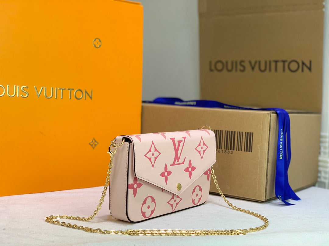 LuxluxHouse Great quality Louis Vuitton Top Bag 12*12*3cm Free shipping