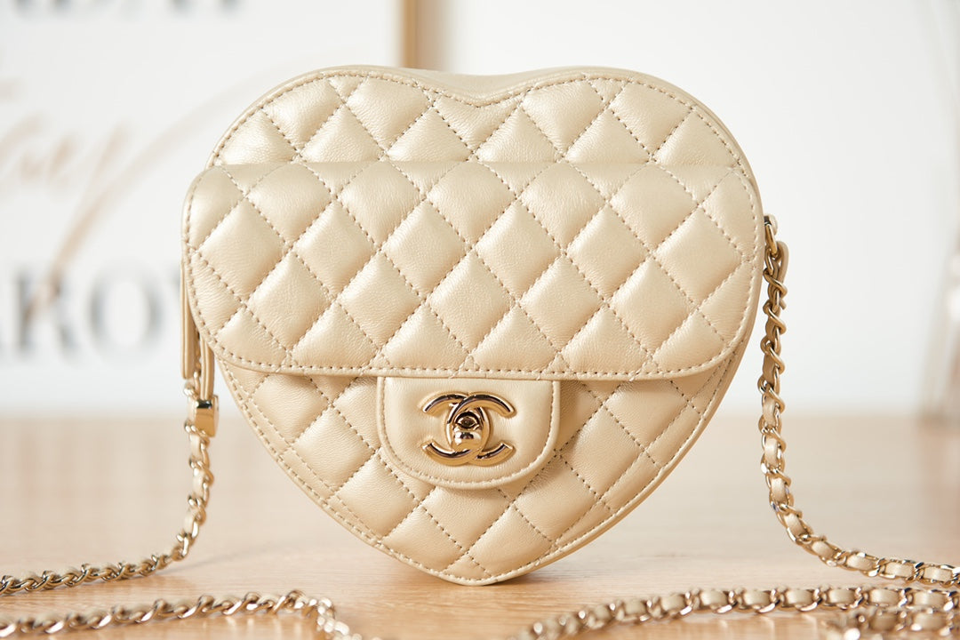 LuxluxHouse Great quality Chanel Top Bag 18*16.5*6.5CM Free shipping