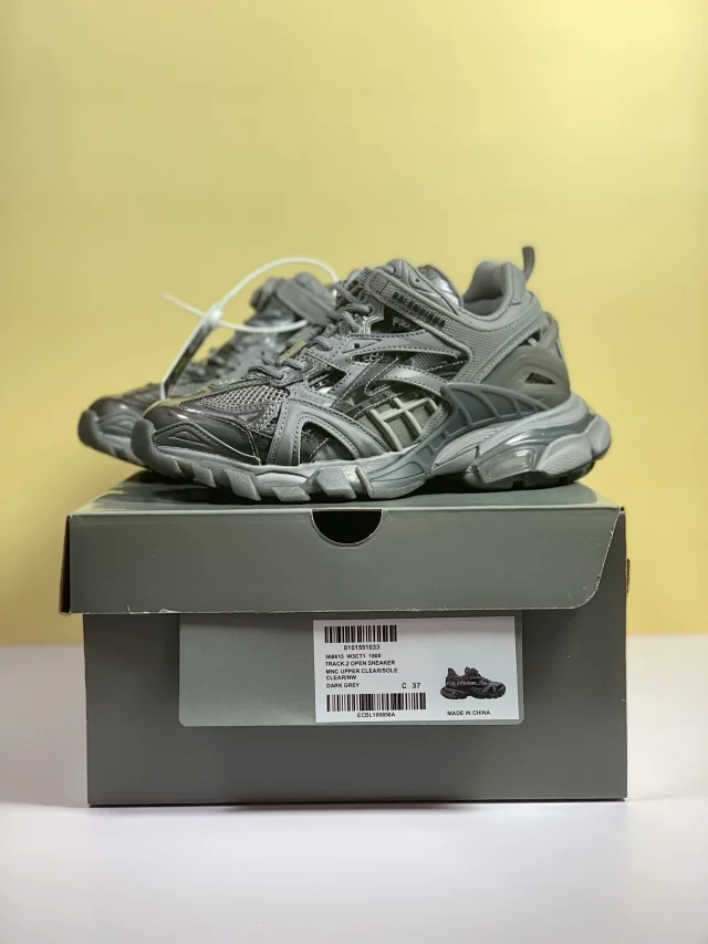 OK batch-Balenciaga track2 sneaker